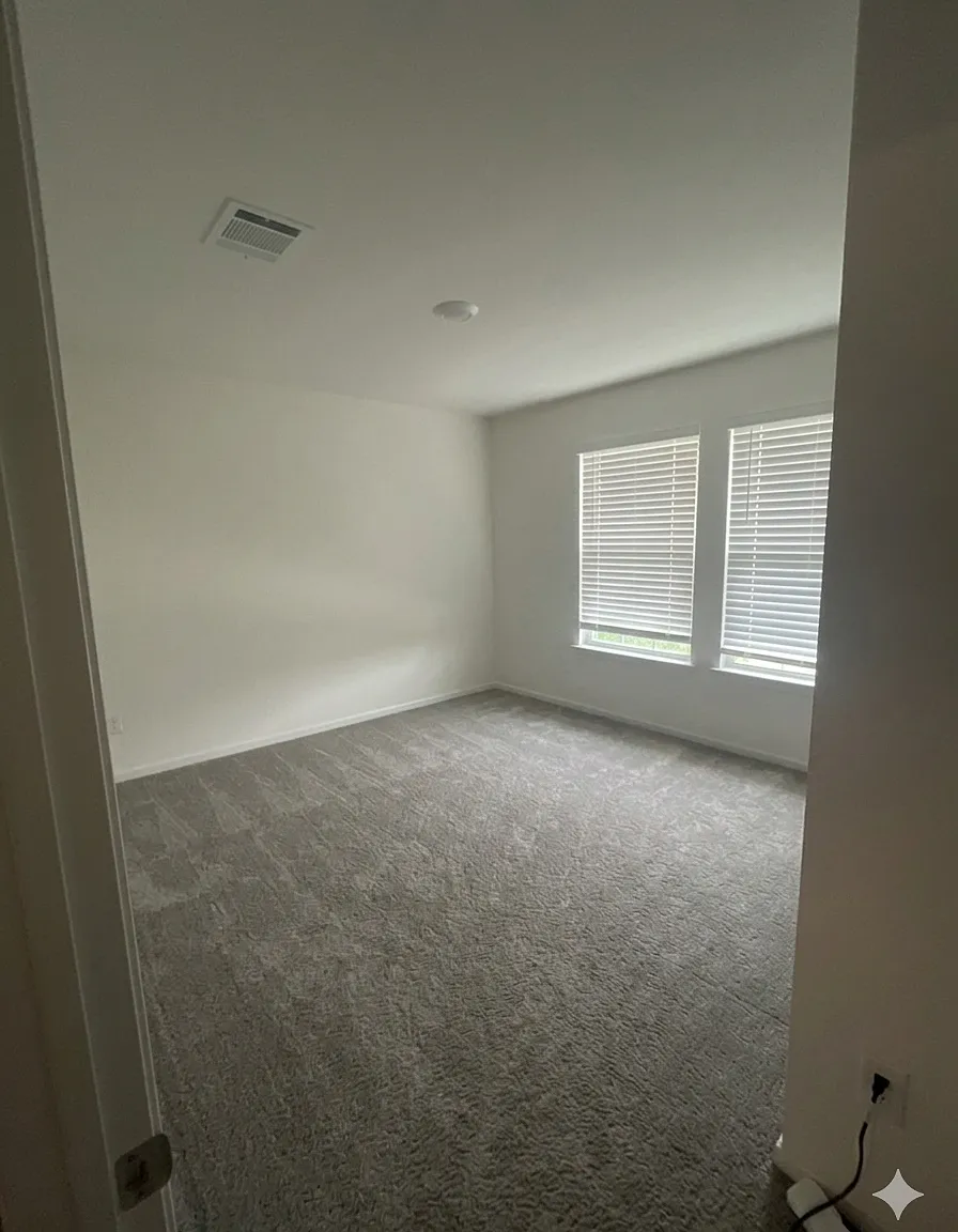 4 bed, 2180 sqft, $2,700 — Photo 4