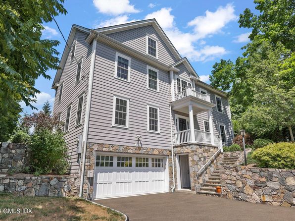 551 River Rd, Cos Cob, CT 06807