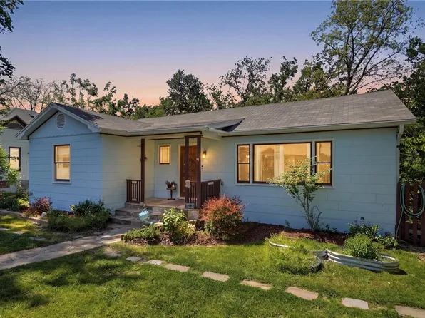 115 Wall St, Eureka Springs, AR 72632