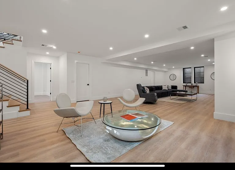 28 Newtonville Ave — Photo 18