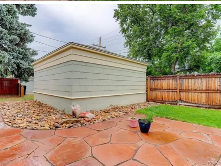 2636 S Marion St — Photo 19