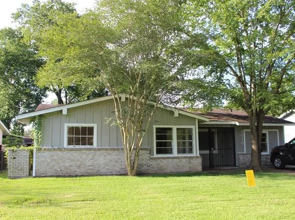 9010 Sultan Dr, Houston, TX 77078