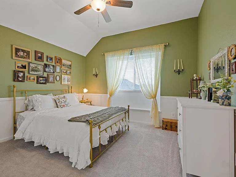 18323 Tiger Flowers Dr — Photo 26