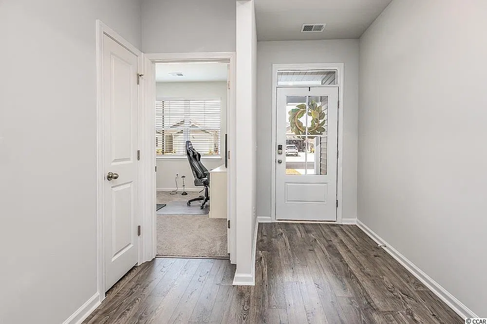 975 Laurens Mill Dr — Photo 2