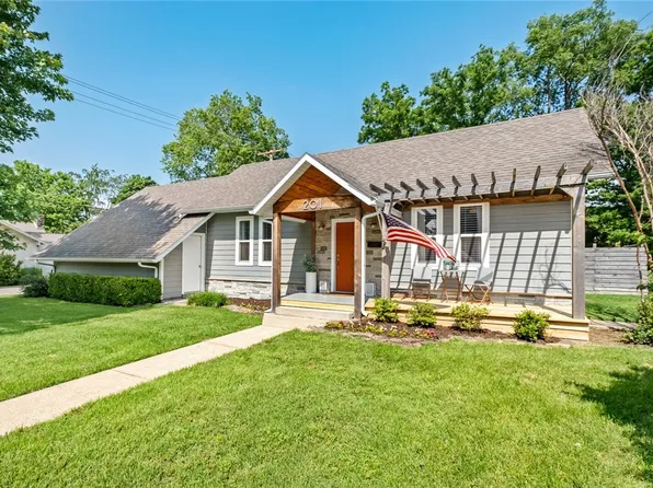 201 SW East St, Bentonville, AR 72712