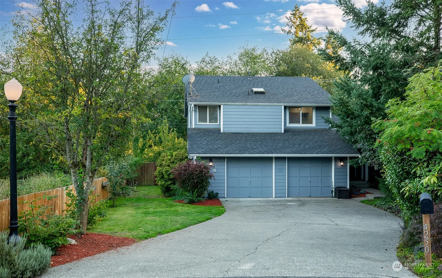 4250 Alturus Street W photo 1