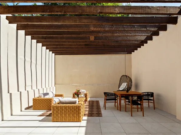 498 Humboldt Street image 8 of 18