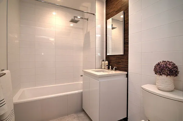 Rented by Compass | media 25