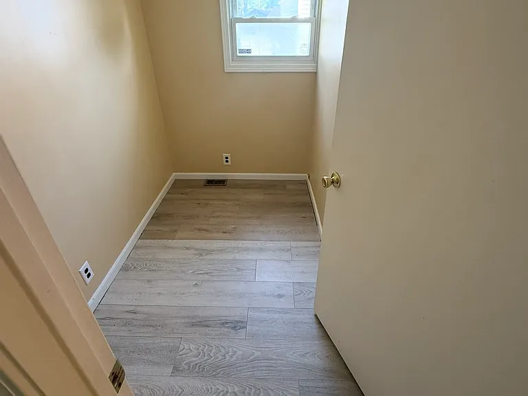 63 Miami Dr — Photo 12