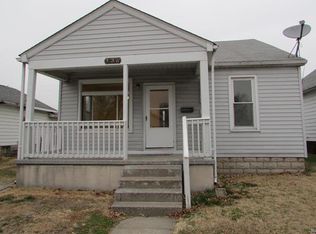 136 E 6th St, Roxana, IL 62084