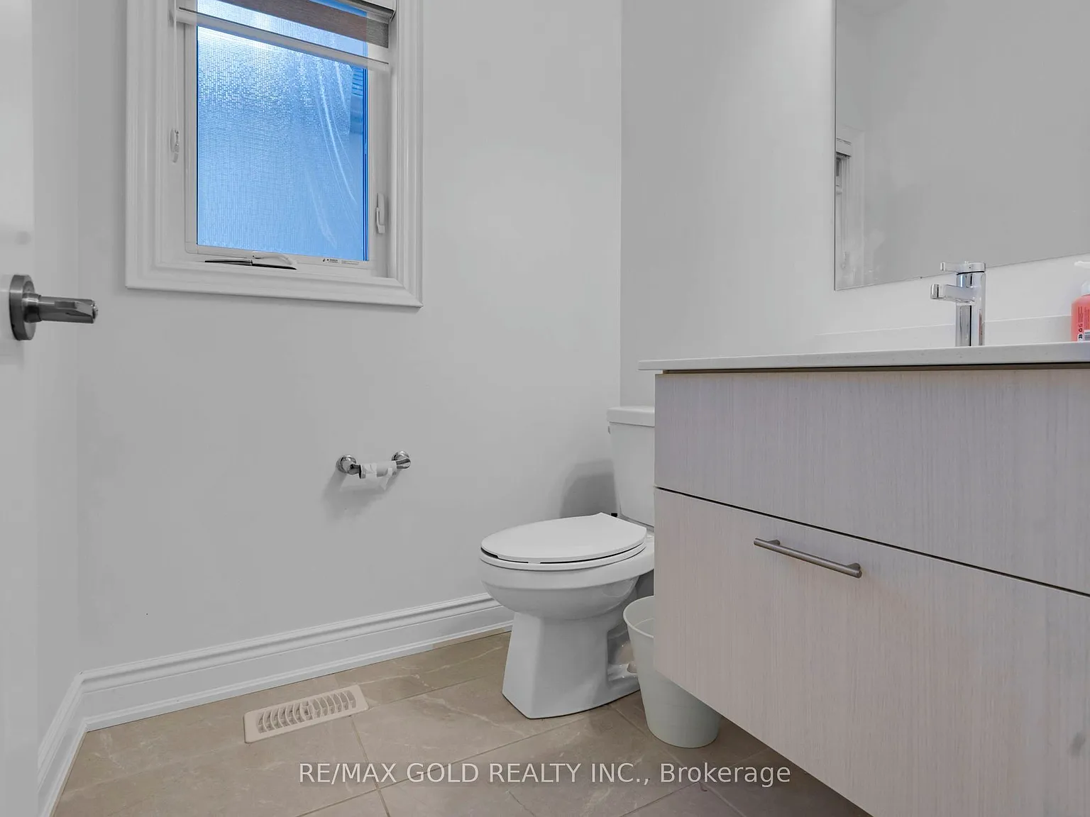5 bed, $4,600 — Photo 4