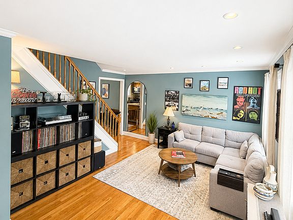 5th image of 1283 Hope Street #4