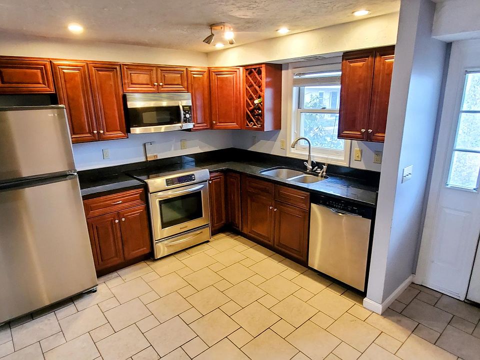New Fridge, Granite Counter, Stainless appliances