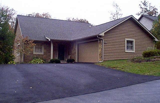 1st image of 40 N Pine Hills Dr