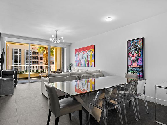 3rd image of 713 Crandon Blvd APT 404