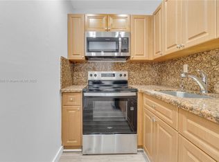 Sunset Villas, Miami, FL 33126