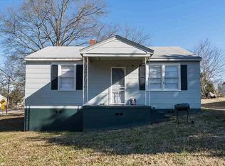 163 Woodland Dr, Duncan, SC 29334