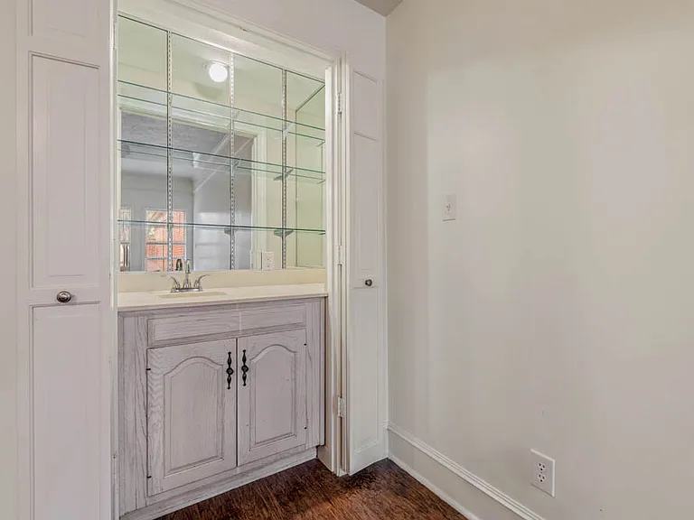 4400 Carter Creek Pkwy #306 — Photo 9