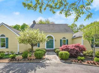 10 Berthier Pl, Ridgefield, CT 06877