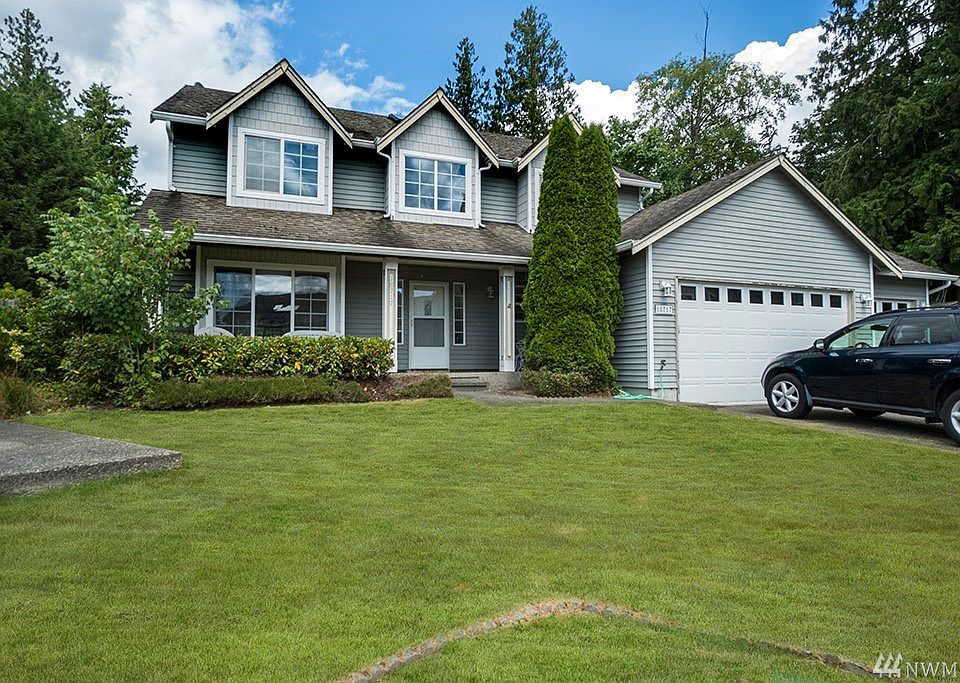 1st image of 18717 40th Ave W