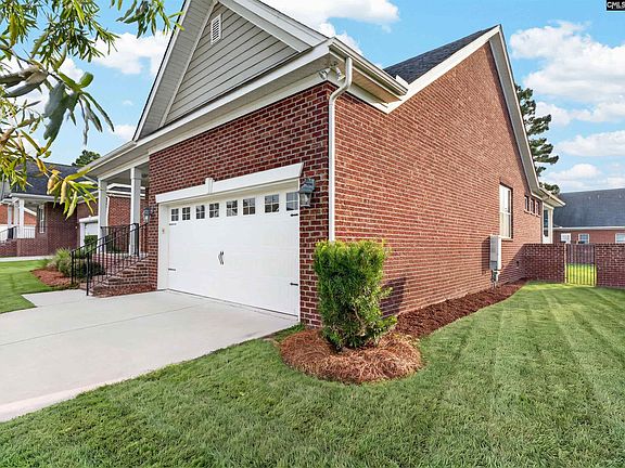 2nd image of 909 Layton Way