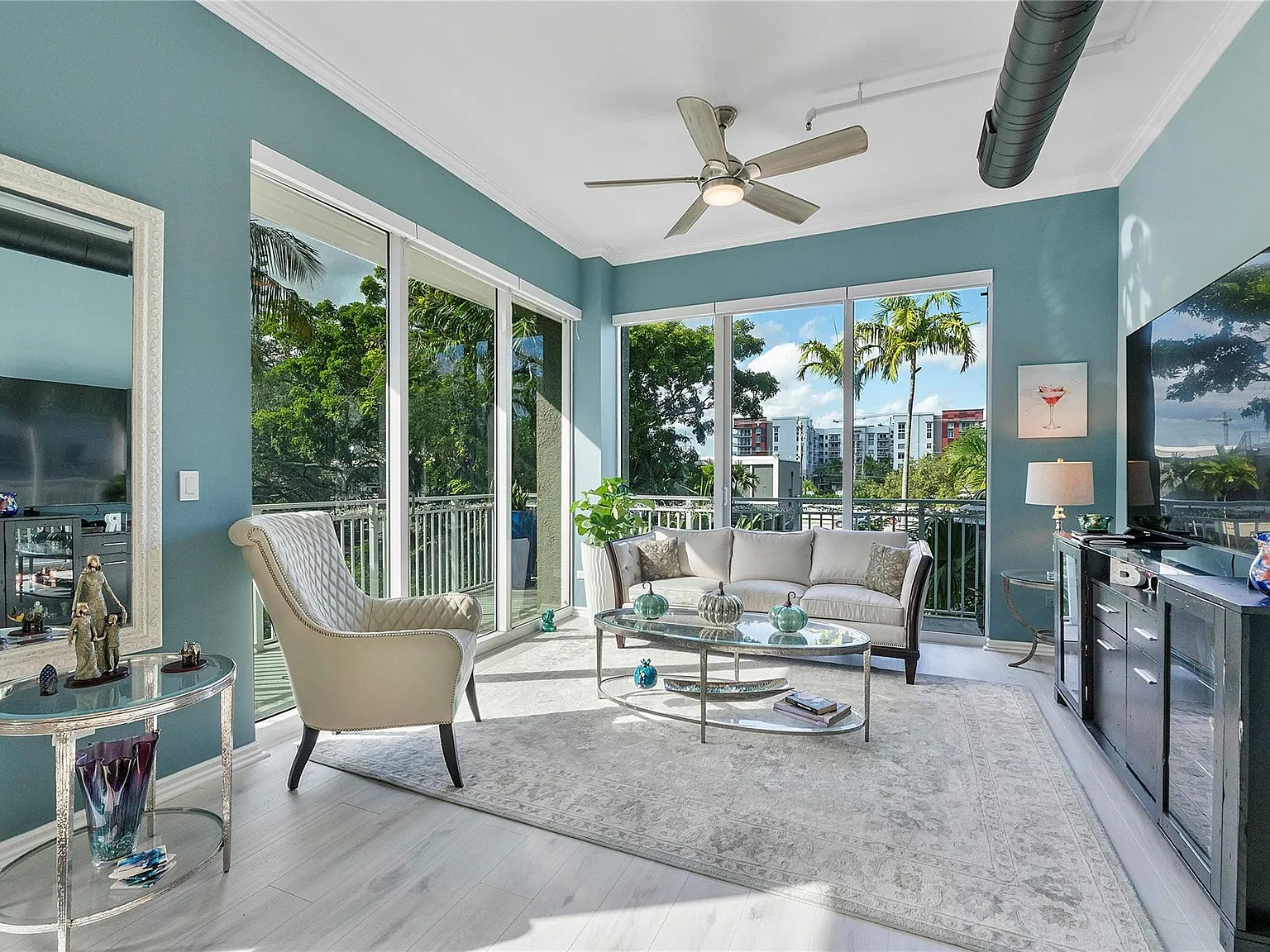 1 bed, 1.5 bath, 1412 sqft, $3,000 — Photo 2