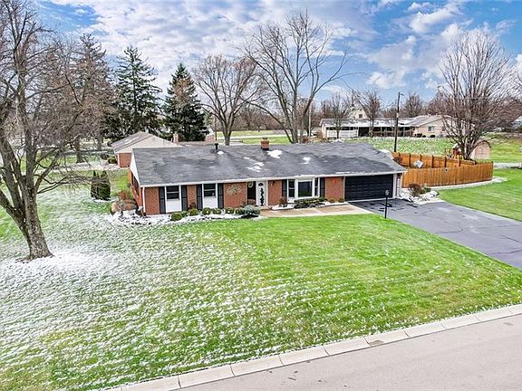 3rd image of 412 Ryland Ct