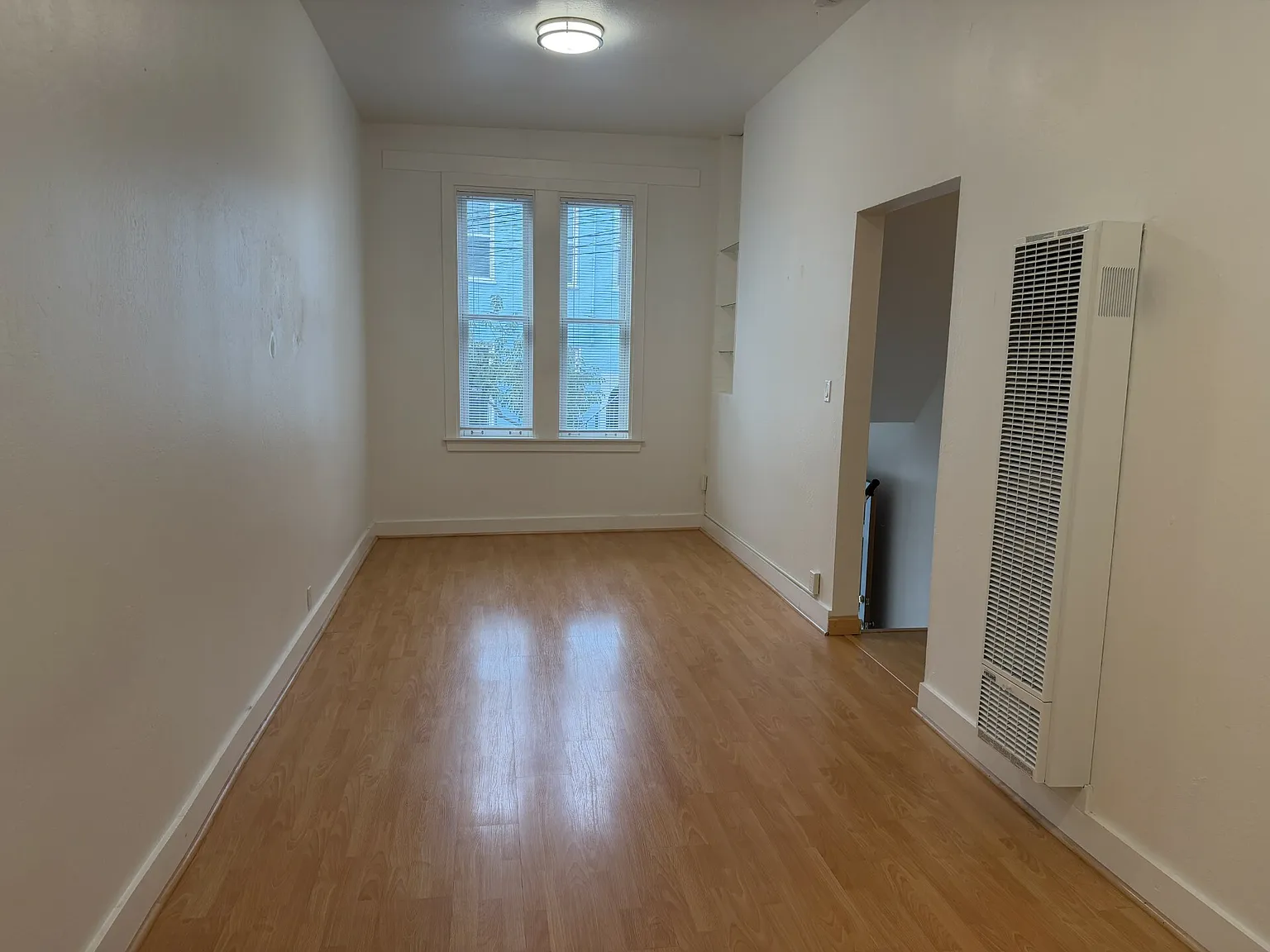 1 bed, 1.0 bath, 400 sqft, $3,000 — Photo 4