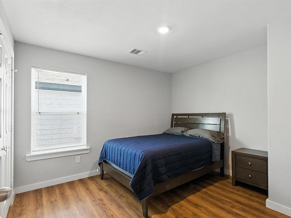 1st image of 4112 Majestic St #4112B