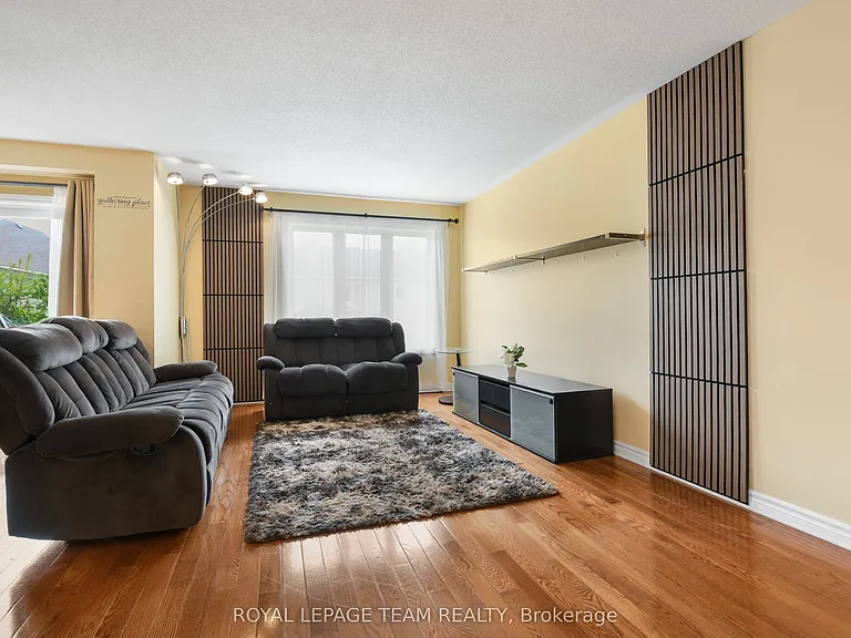 415 Galatina Way — Photo 6