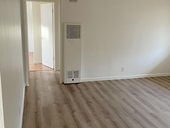 3rd image of 11483 Sherman Way #5