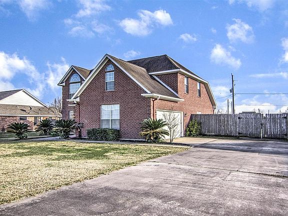 5th image of 1903 Lafayette Ln