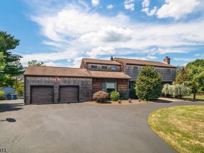 2 Blacksmith Rd, Whitehouse Station, NJ, 08889