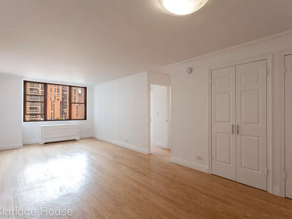 201 East 87th Street image 1 of 9