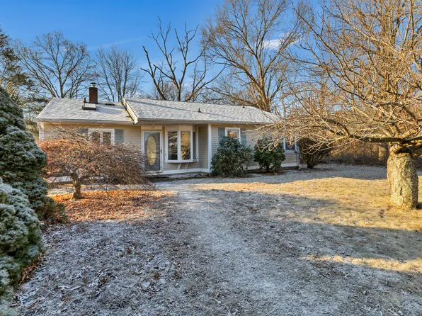 113 Hellstrom Road, East Haven, CT 06512