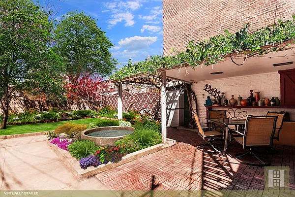 Rented by Halstead Real Estate | media 21