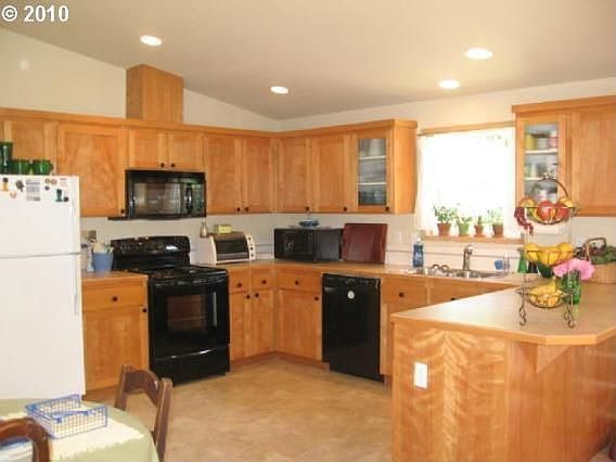 4th image of 24801 NE 149th St