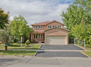 94 Weldrick Rd E, Richmond Hill, ON L4C 8T7