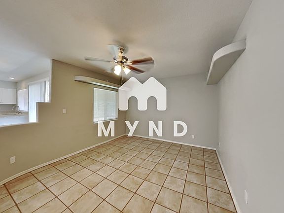 4th image of 7539 W Mackenzie Dr
