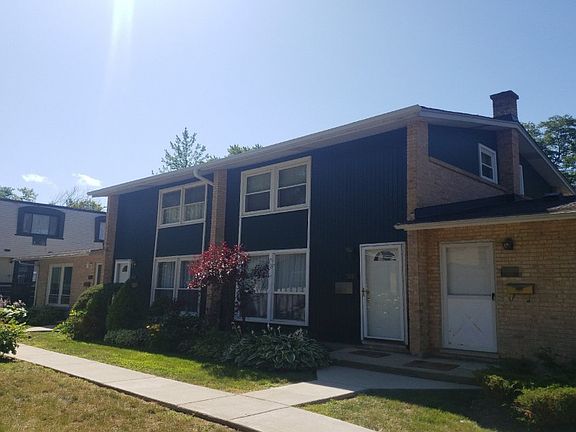 2nd image of 1885 Willow Hill Ct