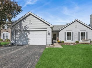 811 Tiffany Farms Rd, Antioch, IL 60002