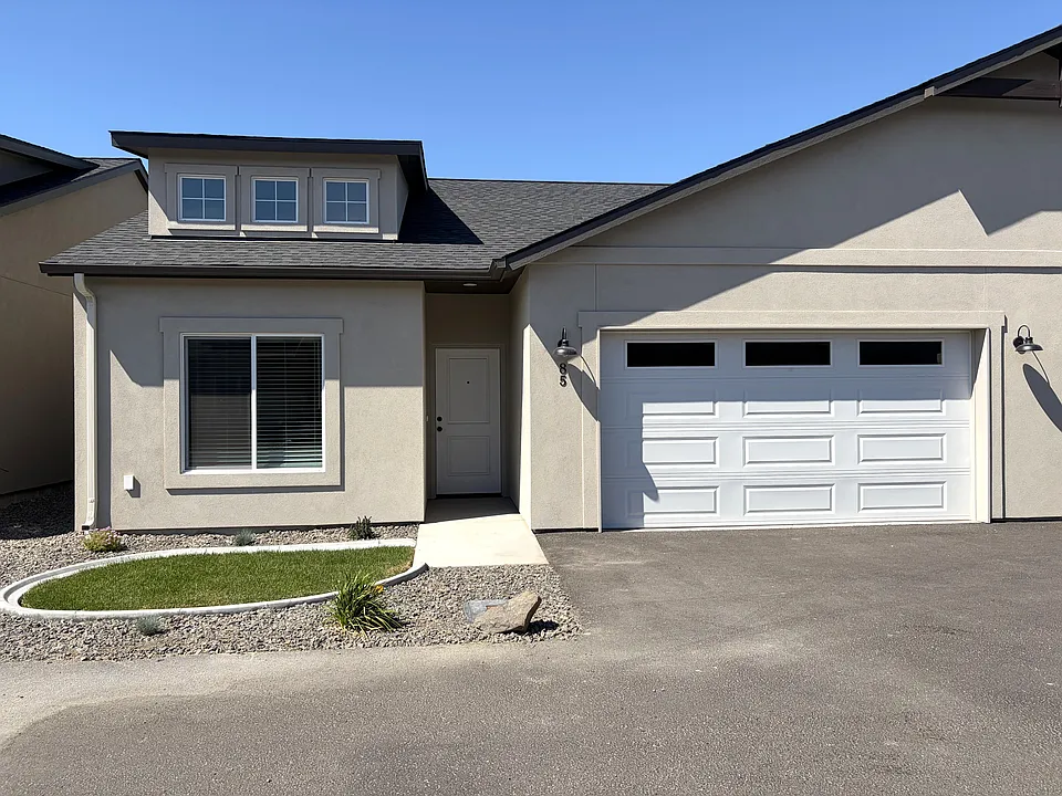 6408 Sandstone Dr #85