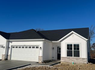 4250 Reflection Pl, Valparaiso, IN 46385