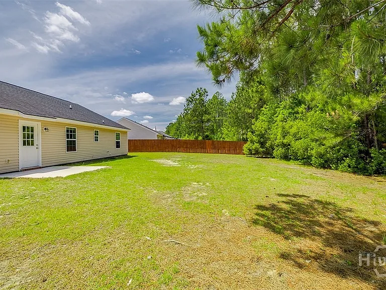148 Willow Dr — Photo 28