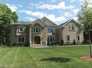 381 Hillview Ter, Franklin Lakes, NJ 07417