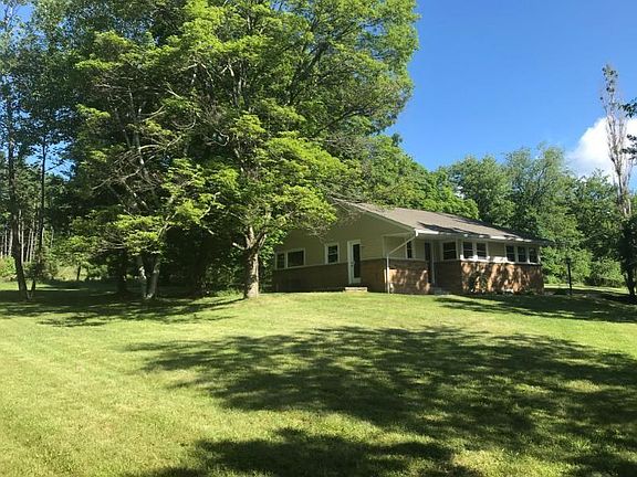 3rd image of 8131 Rowan Rd