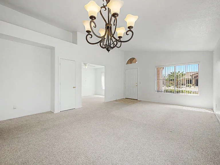 17807 N Juneberry Dr — Photo 6