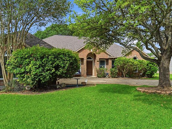2nd image of 4301 Golden Oak