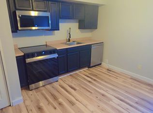 507 S Poplar St #A, Carbondale, IL 62901