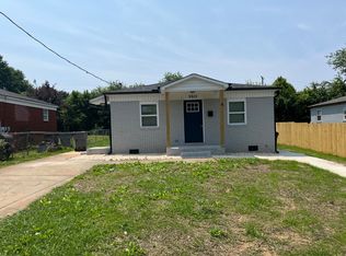 2613 Dundeen St #A, Charlotte, NC 28216